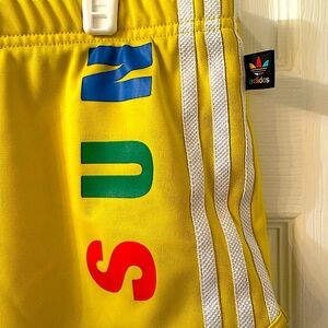 Adidas x Pharrell Williams Hu calm sun women’s shorts size Medium